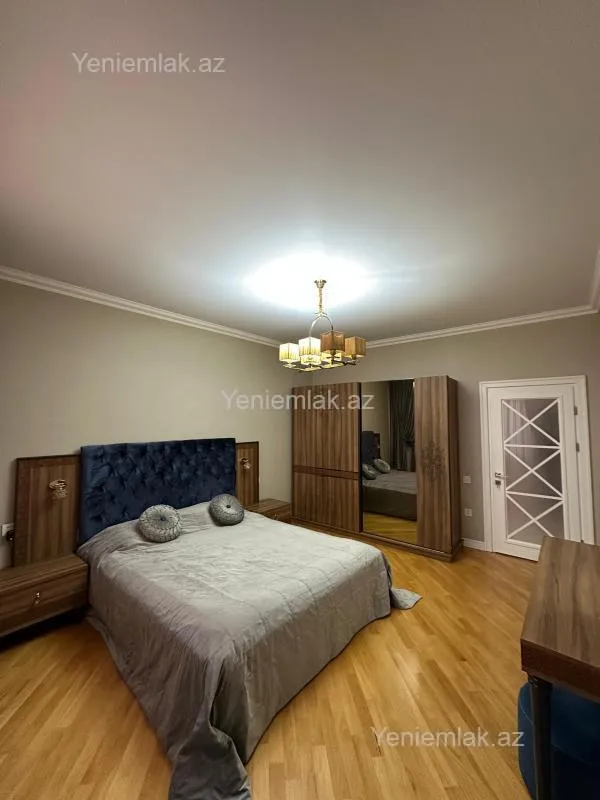 Satılır 4 otaqlı yeni tikili 105 m²