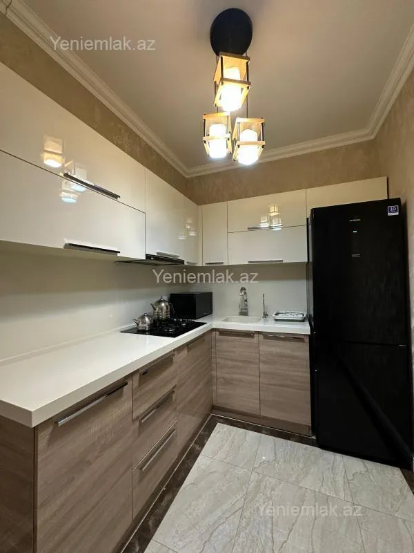 Satılır 4 otaqlı yeni tikili 105 m²
