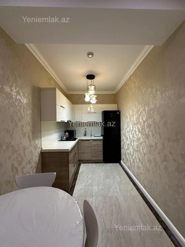 Satılır 4 otaqlı yeni tikili 105 m²