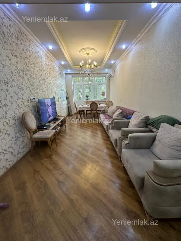 Satılır 2 otaqlı yeni tikili 101 m²