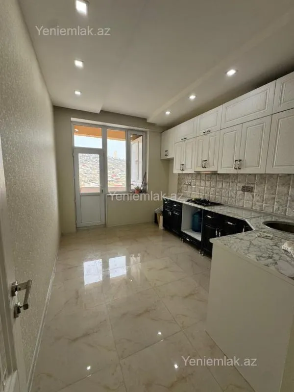 Satılır 2 otaqlı yeni tikili 80 m²