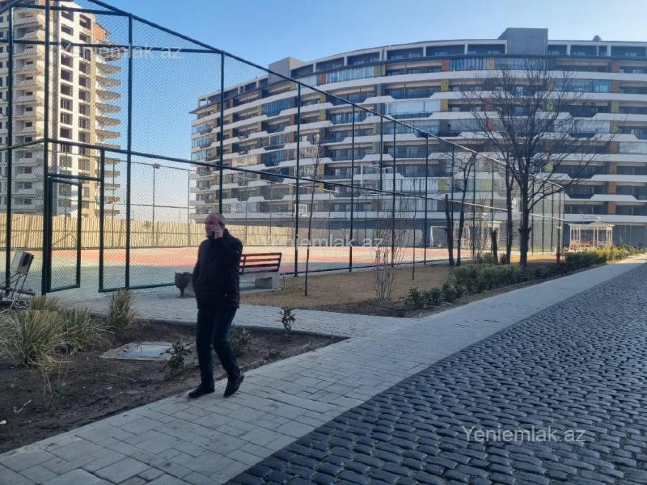 Satılır 3 otaqlı yeni tikili 155 m²