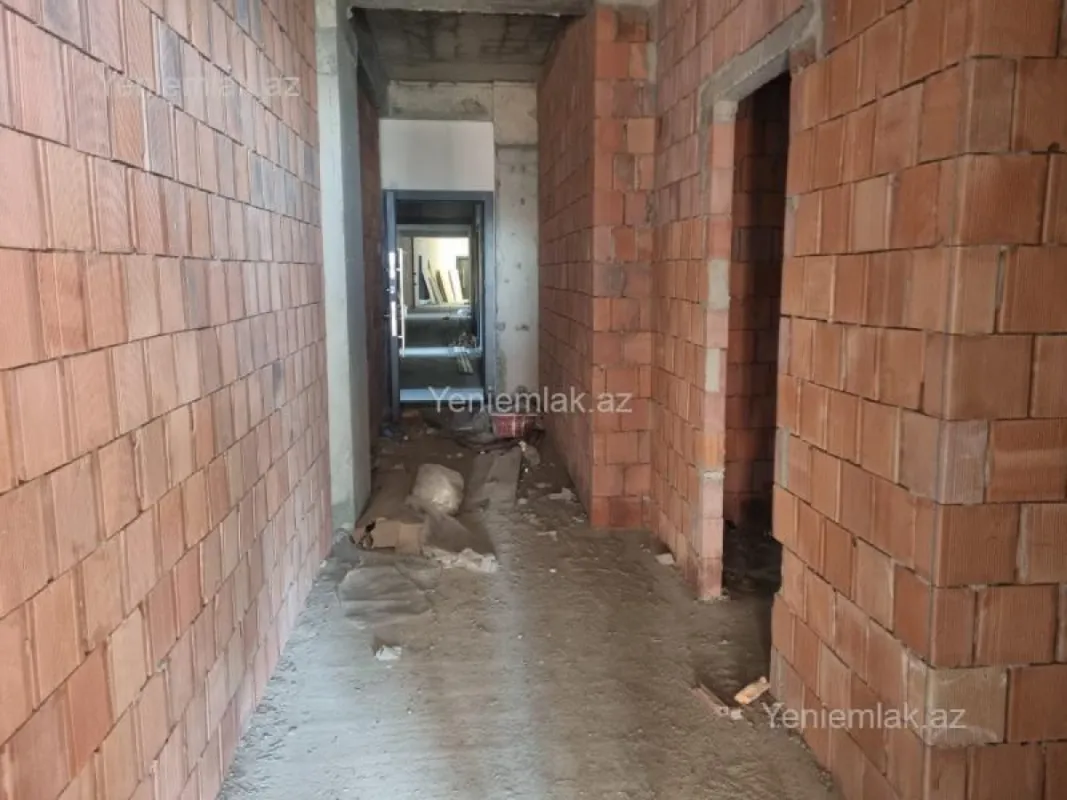 Satılır 3 otaqlı yeni tikili 155 m²
