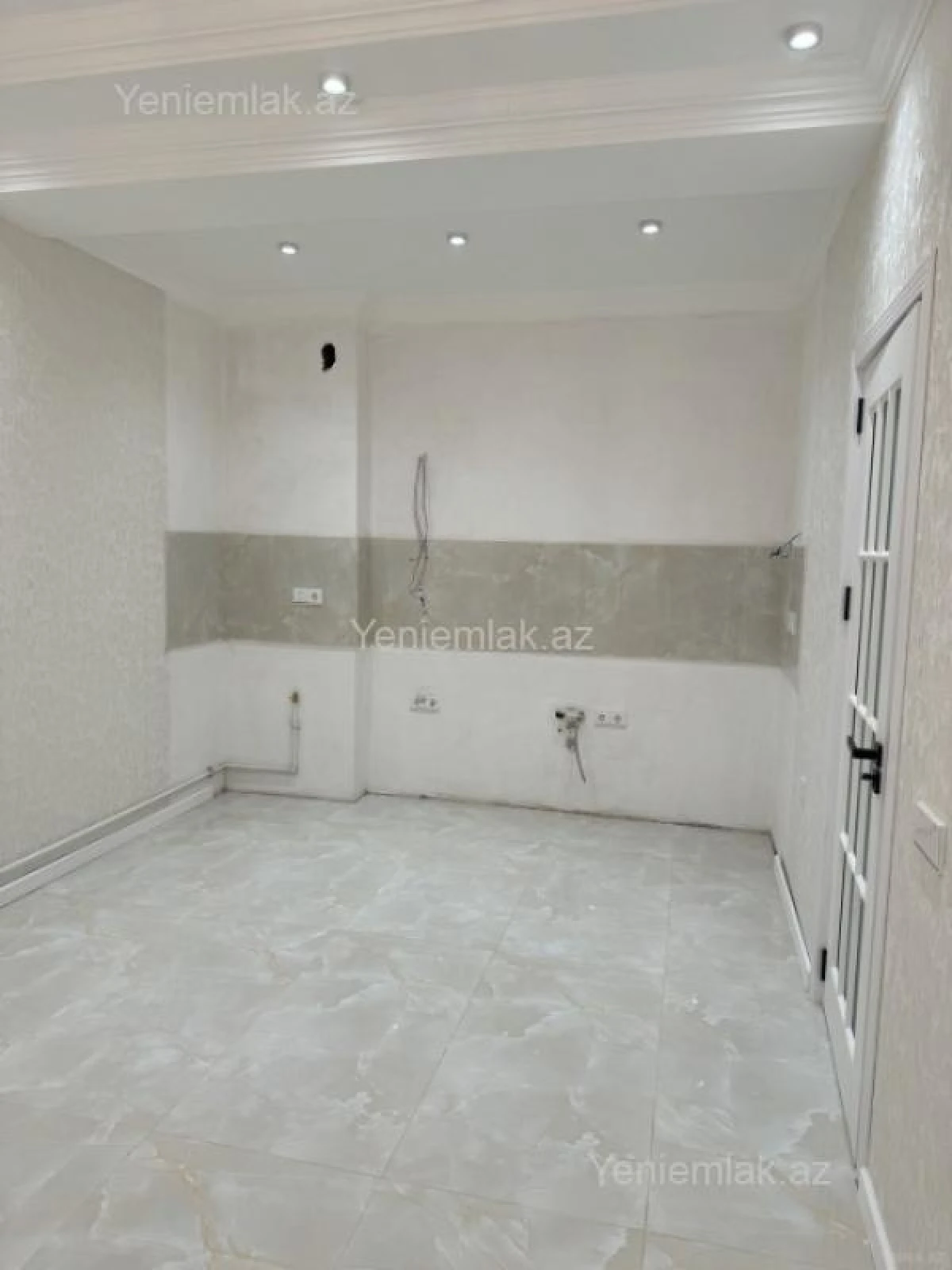 Satılır 2 otaqlı yeni tikili 58 m²