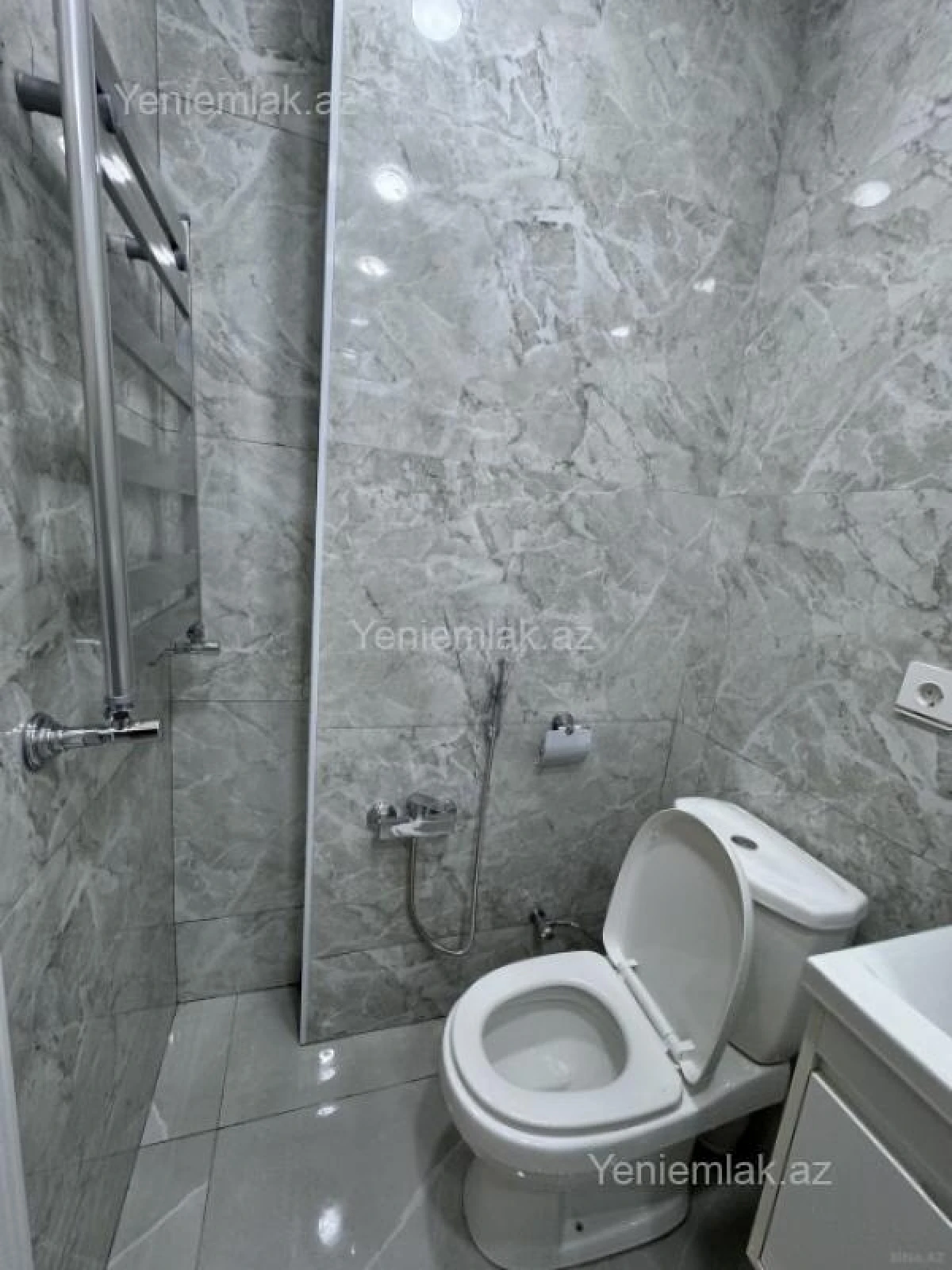 Satılır 2 otaqlı yeni tikili 58 m²