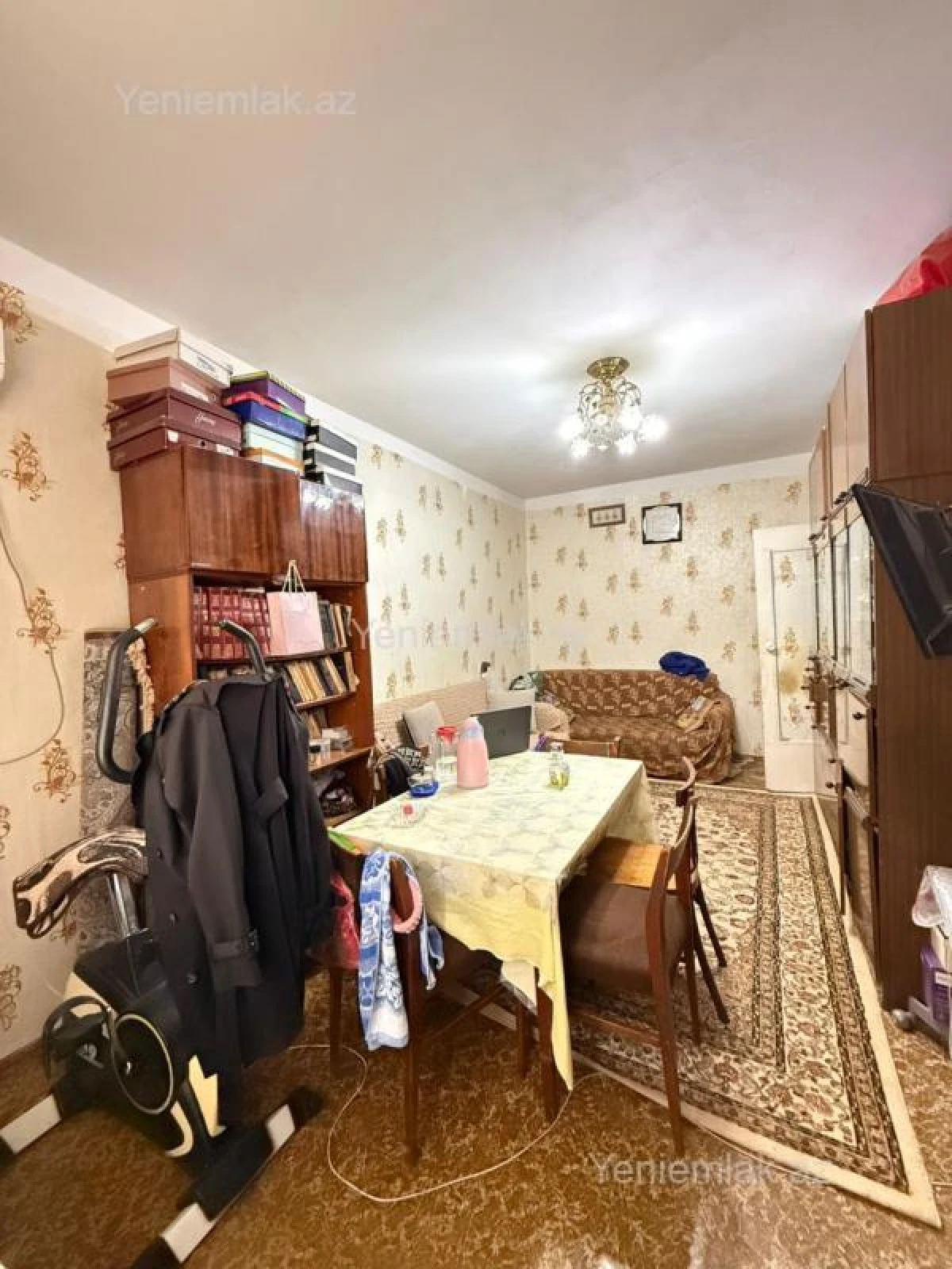 Satılır 2 otaqlı köhnə tikili 60 m²