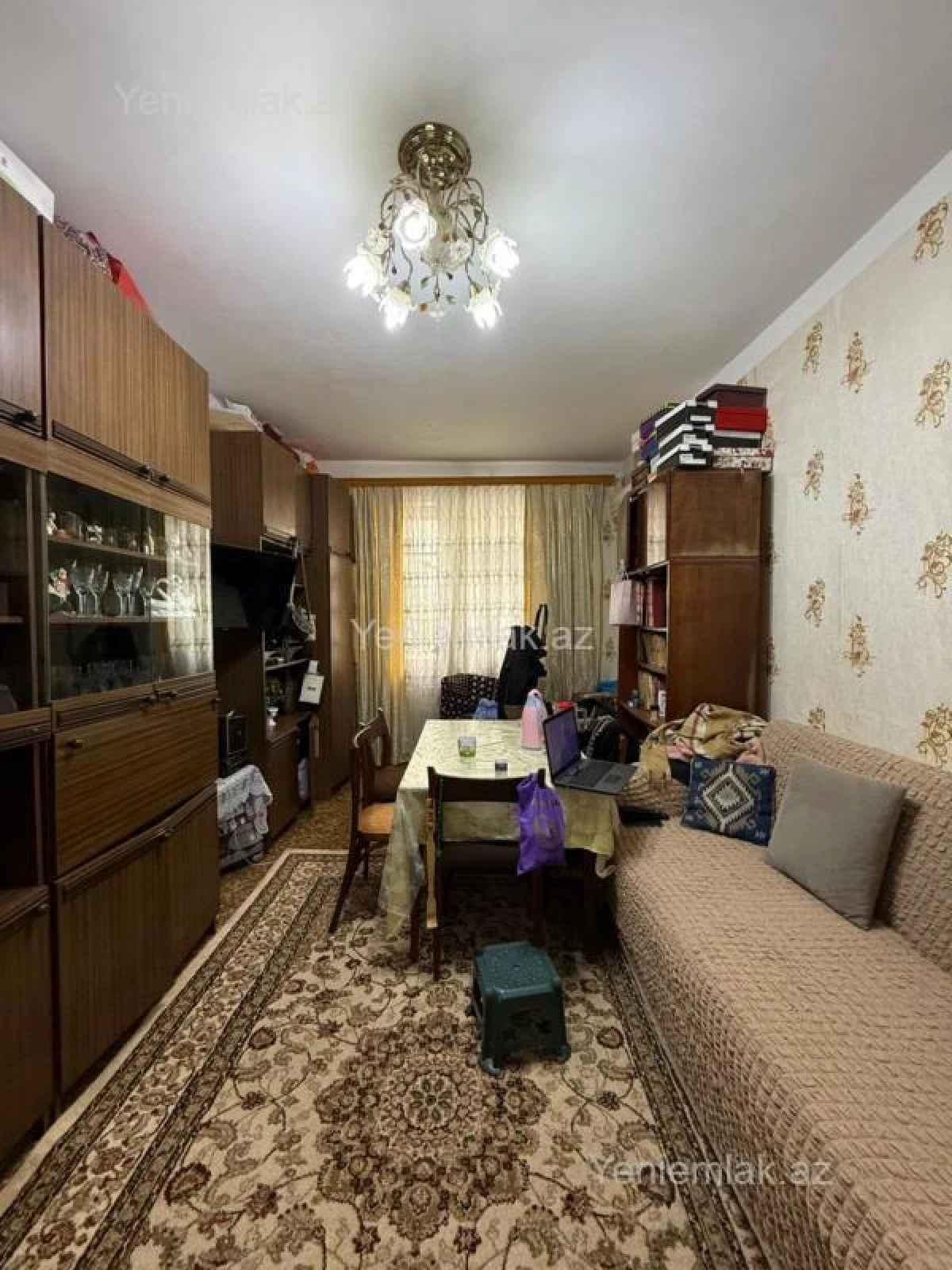 Satılır 2 otaqlı köhnə tikili 60 m²