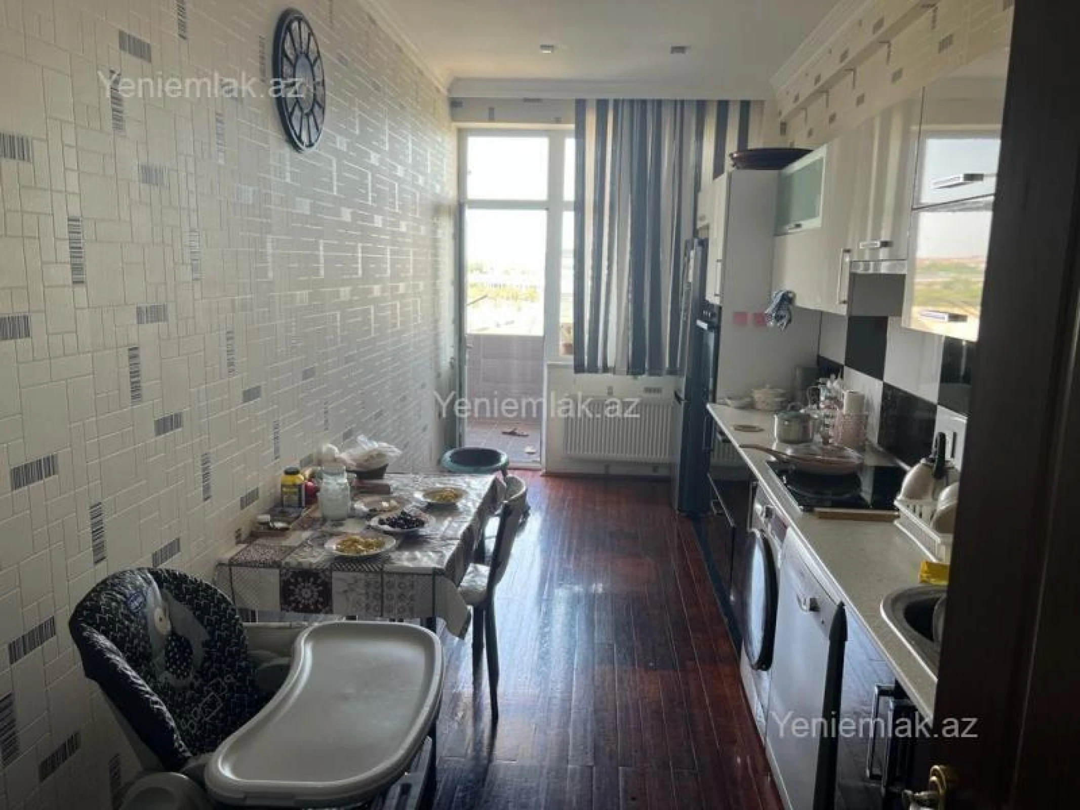 Satılır 3 otaqlı yeni tikili 105 m²