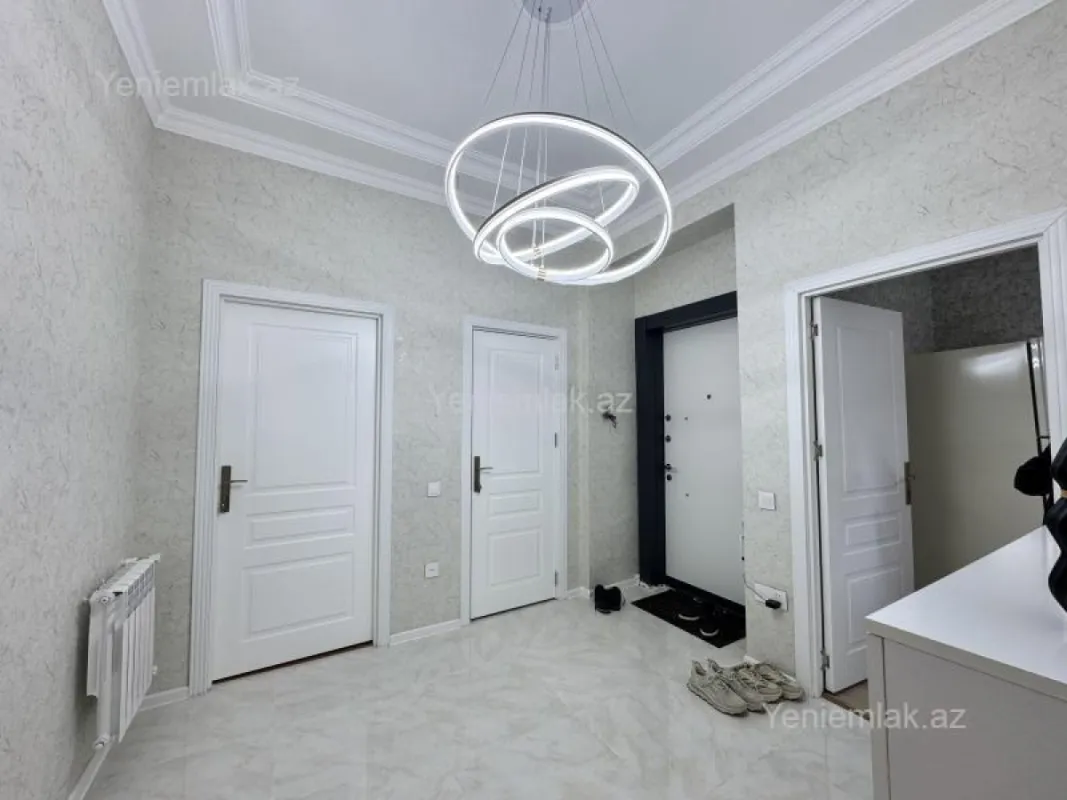 Satılır 3 otaqlı yeni tikili 105 m²