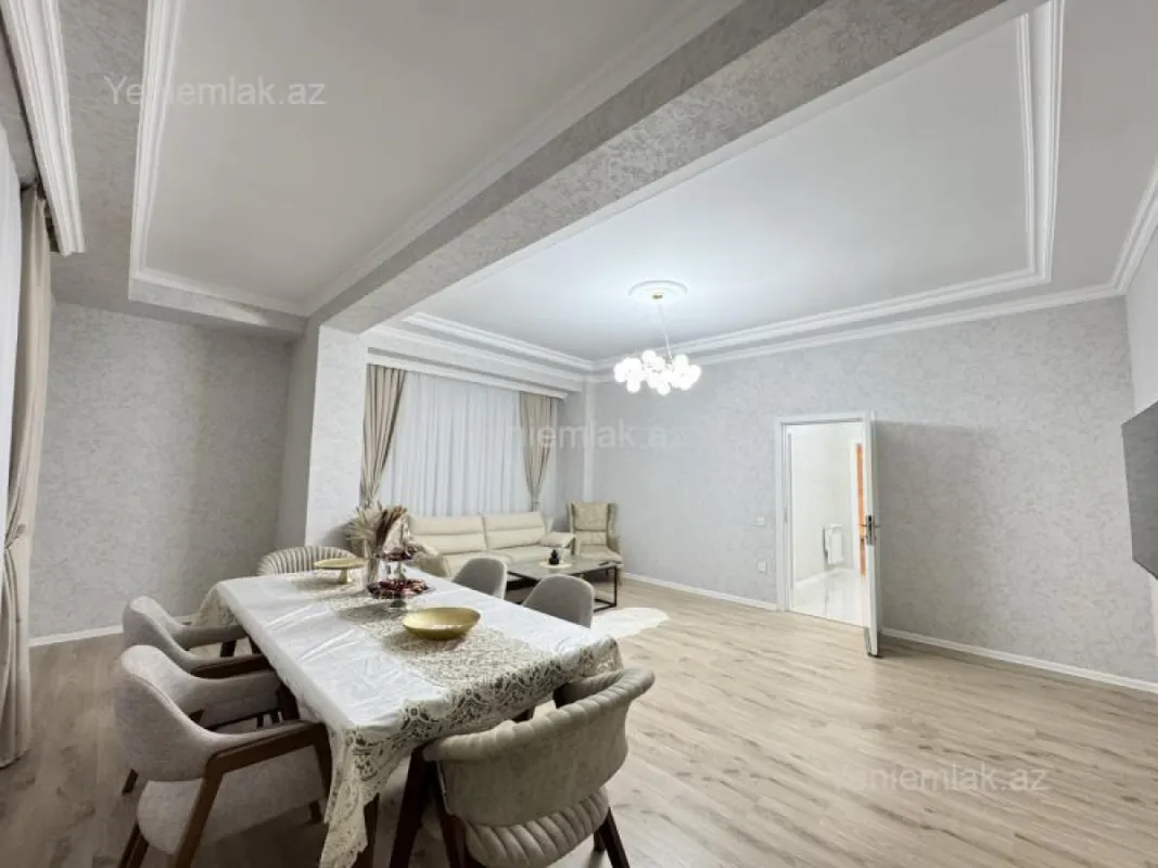 Satılır 3 otaqlı yeni tikili 105 m²