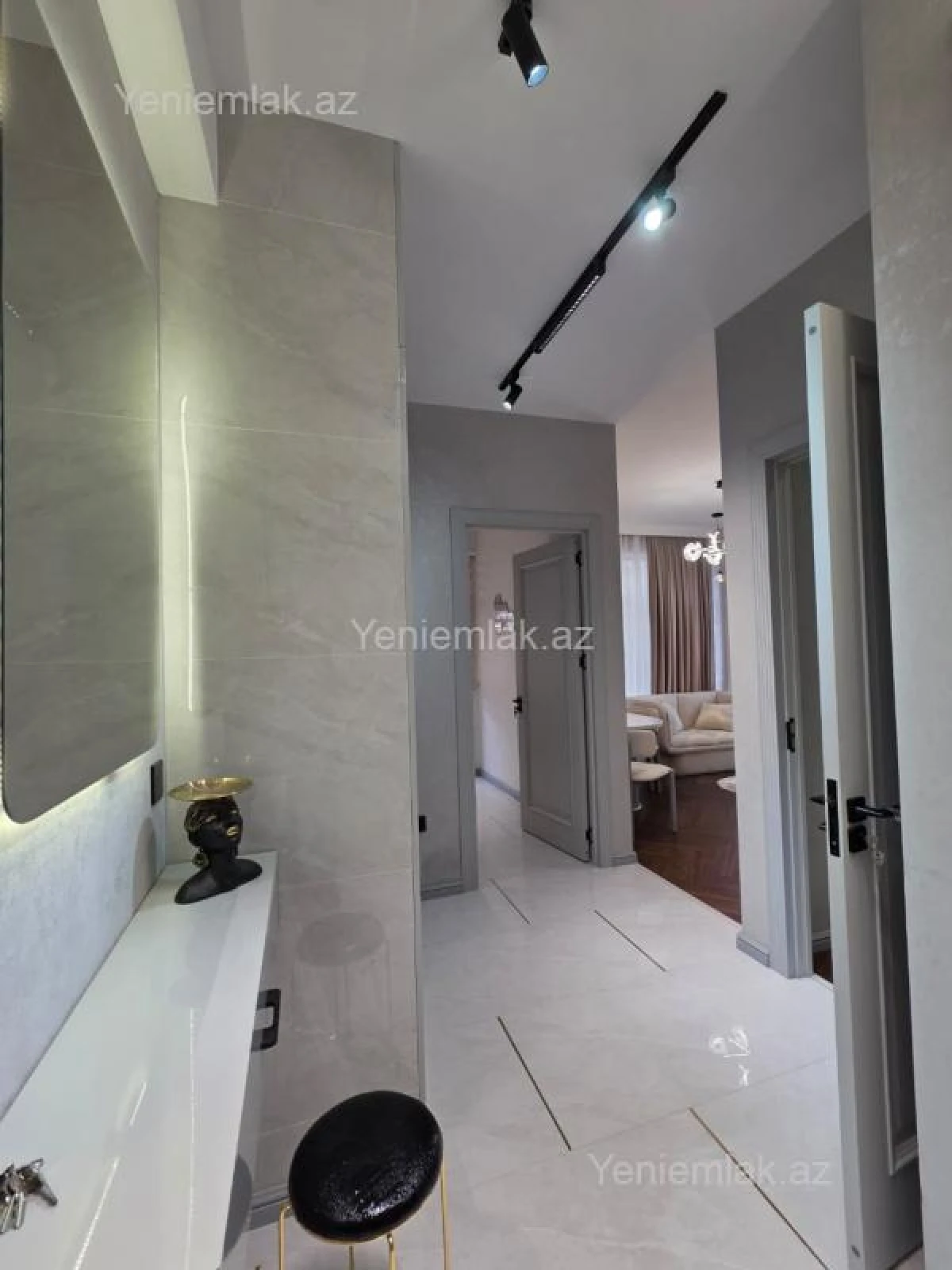 Satılır 2 otaqlı yeni tikili 55 m²