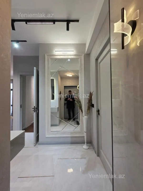 Satılır 2 otaqlı yeni tikili 55 m²
