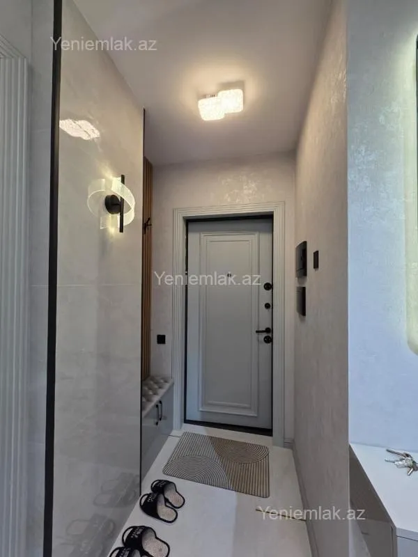 Satılır 2 otaqlı yeni tikili 55 m²