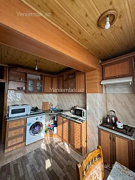 Satılır 5 otaqlı köhnə tikili 120 m²