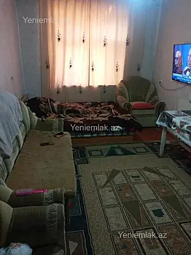 Satılır 2 otaqlı köhnə tikili 60 m²