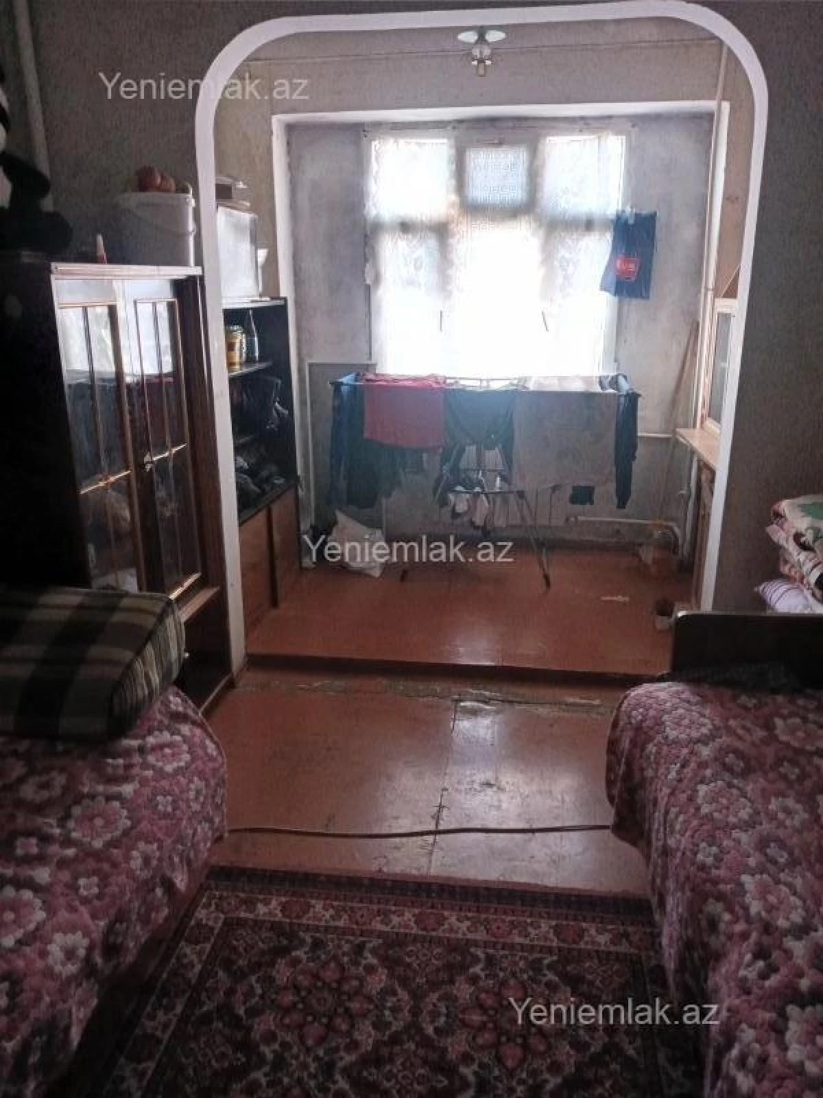 Satılır 2 otaqlı köhnə tikili 60 m²