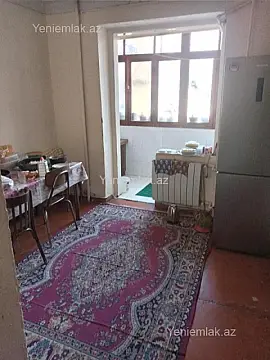 Satılır 2 otaqlı köhnə tikili 60 m²