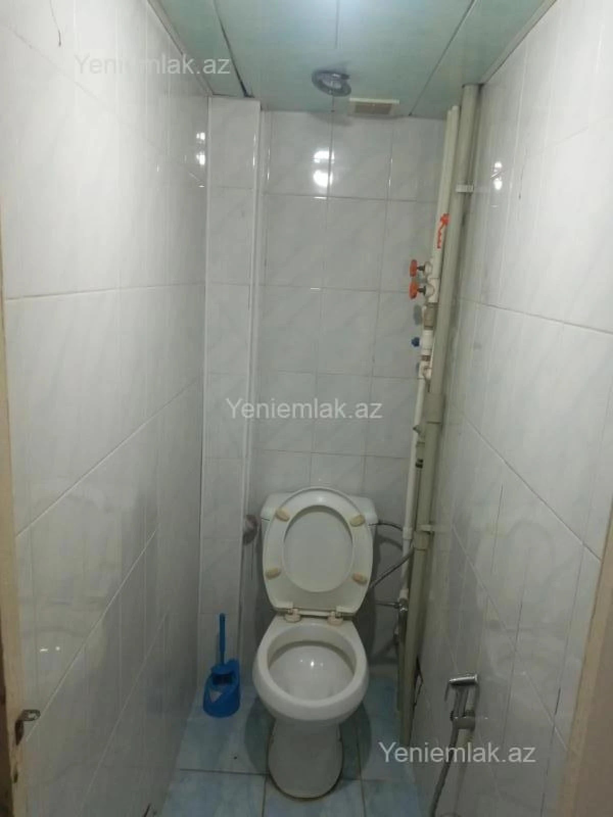 Satılır 2 otaqlı köhnə tikili 60 m²