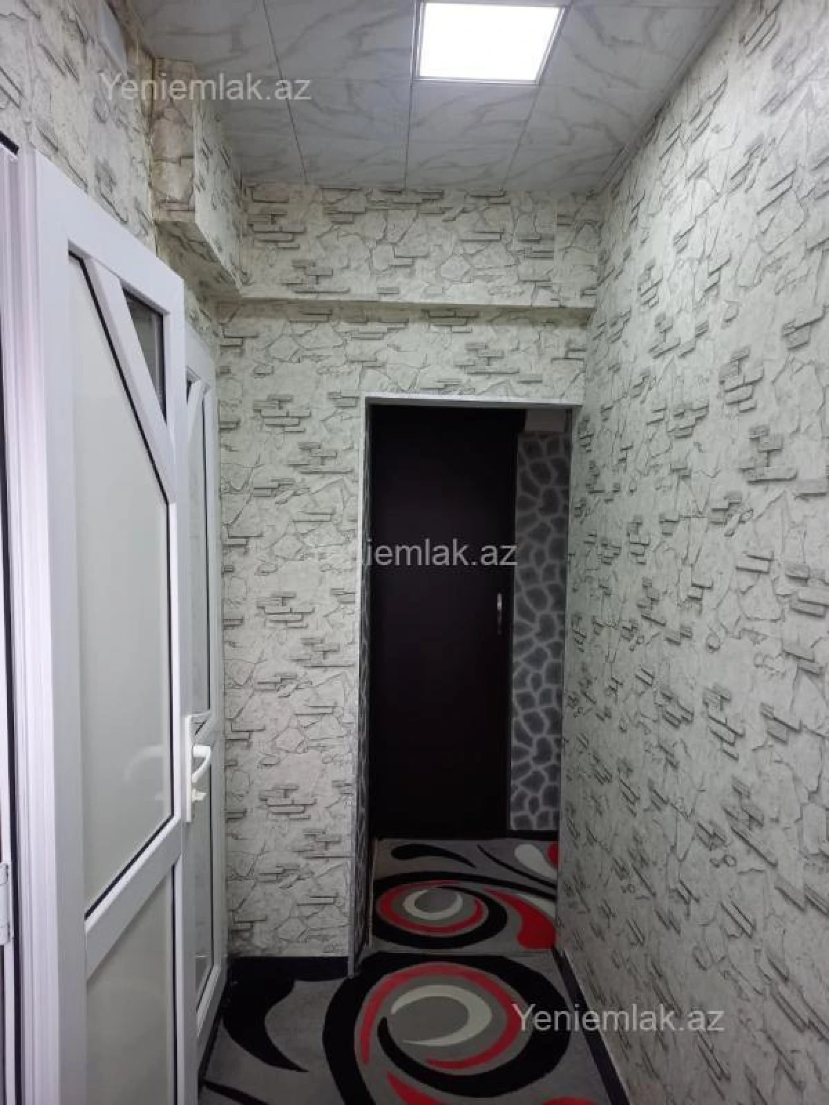 Satılır 3 otaqlı köhnə tikili 75 m²