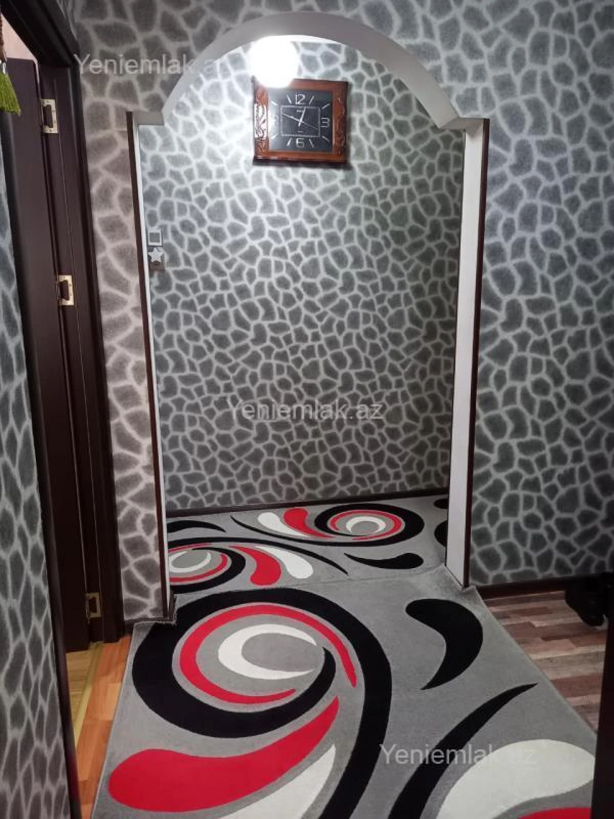 Satılır 3 otaqlı köhnə tikili 75 m²