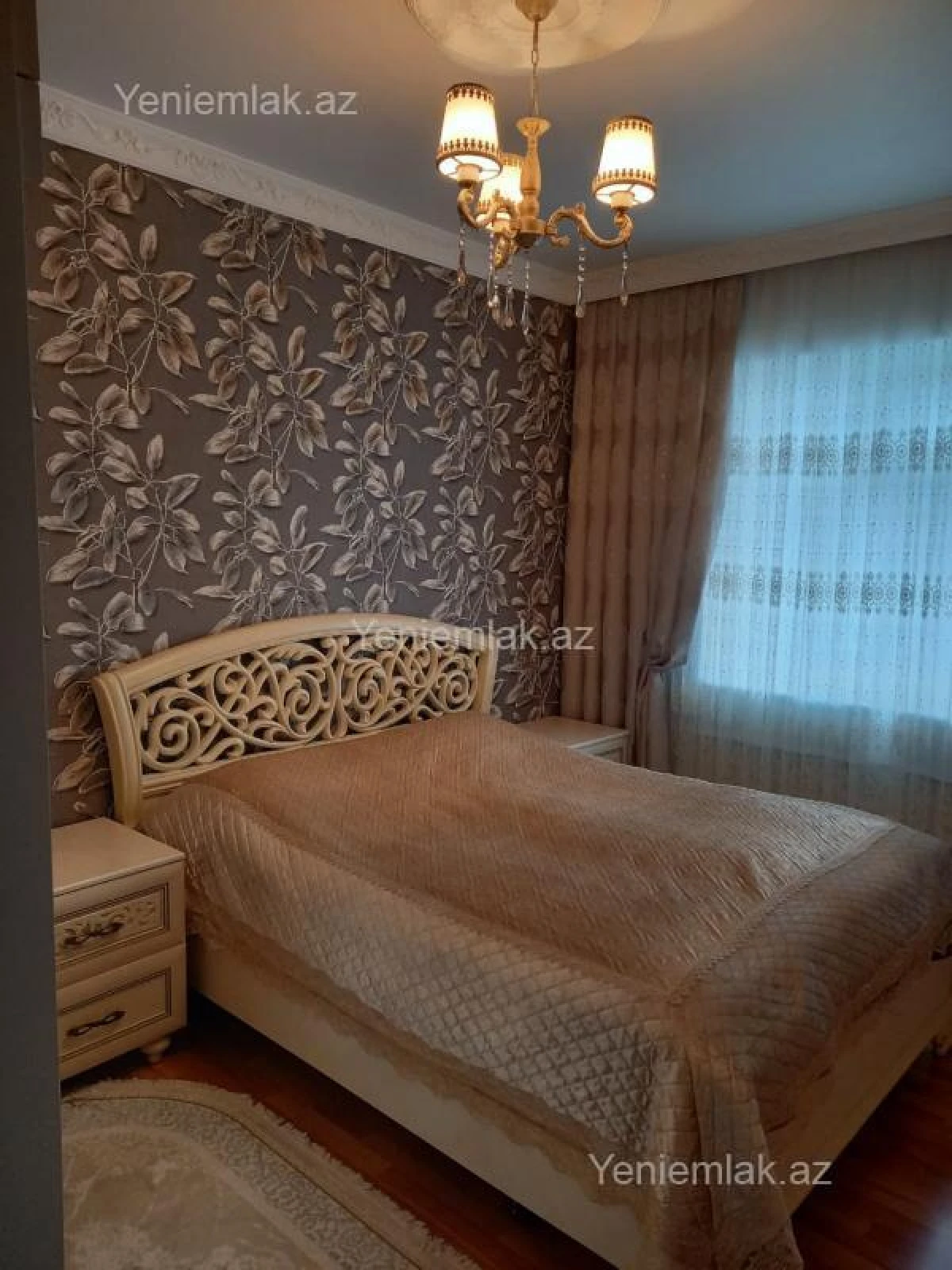 Satılır 3 otaqlı köhnə tikili 75 m²