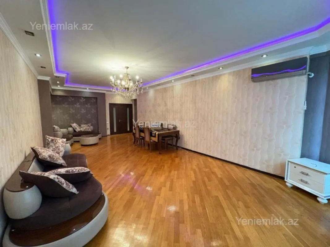 Satılır 3 otaqlı yeni tikili 156 m²