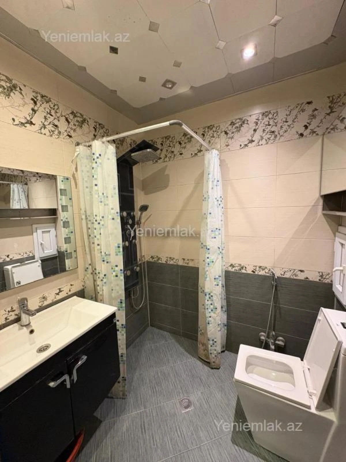 Satılır 3 otaqlı yeni tikili 156 m²