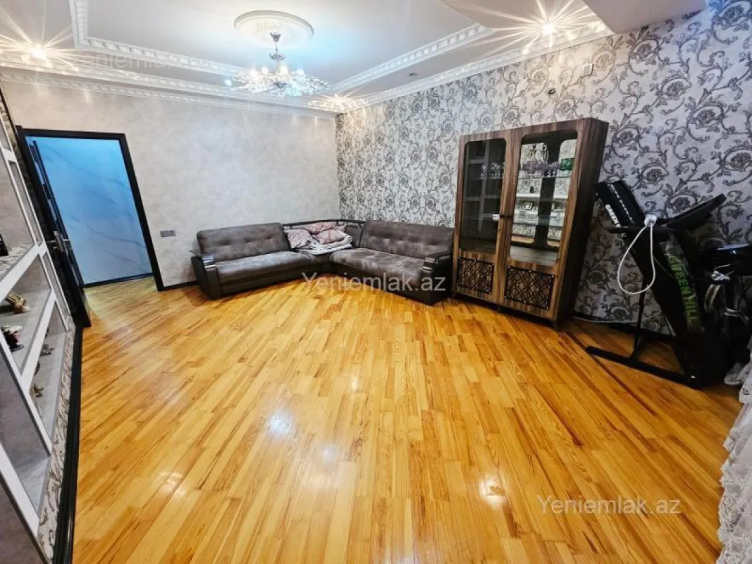 Satılır 3 otaqlı yeni tikili 85 m²
