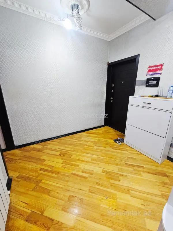 Satılır 3 otaqlı yeni tikili 85 m²