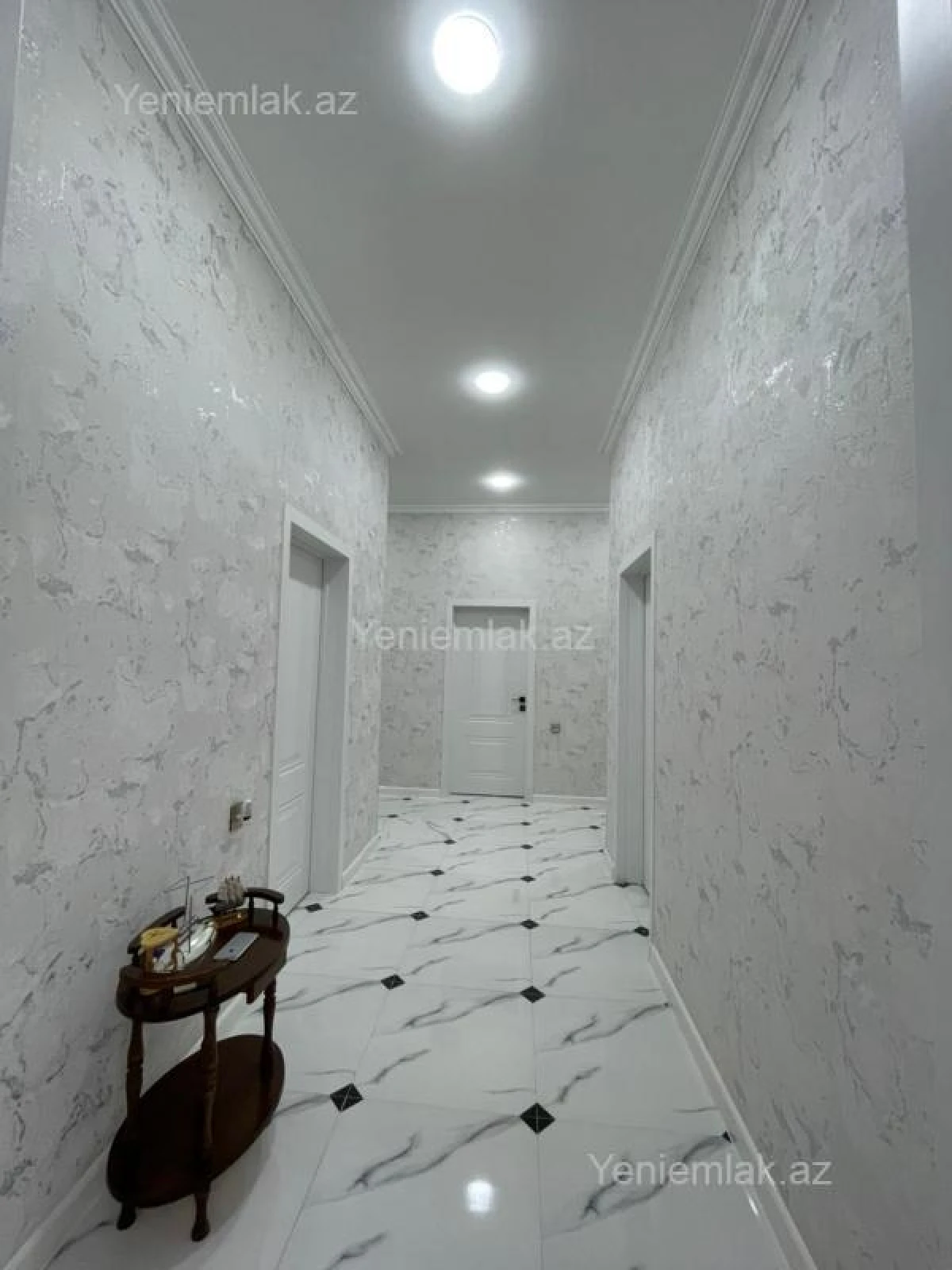 Satılır 4 otaqlı həyət evi 145 m²