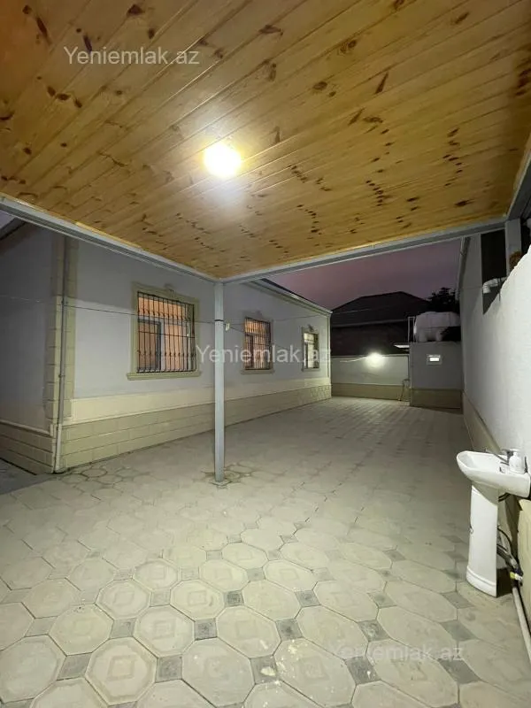 Satılır 4 otaqlı həyət evi 145 m²