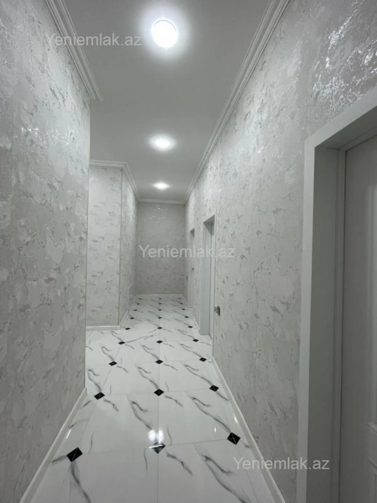 Satılır 4 otaqlı həyət evi 145 m²