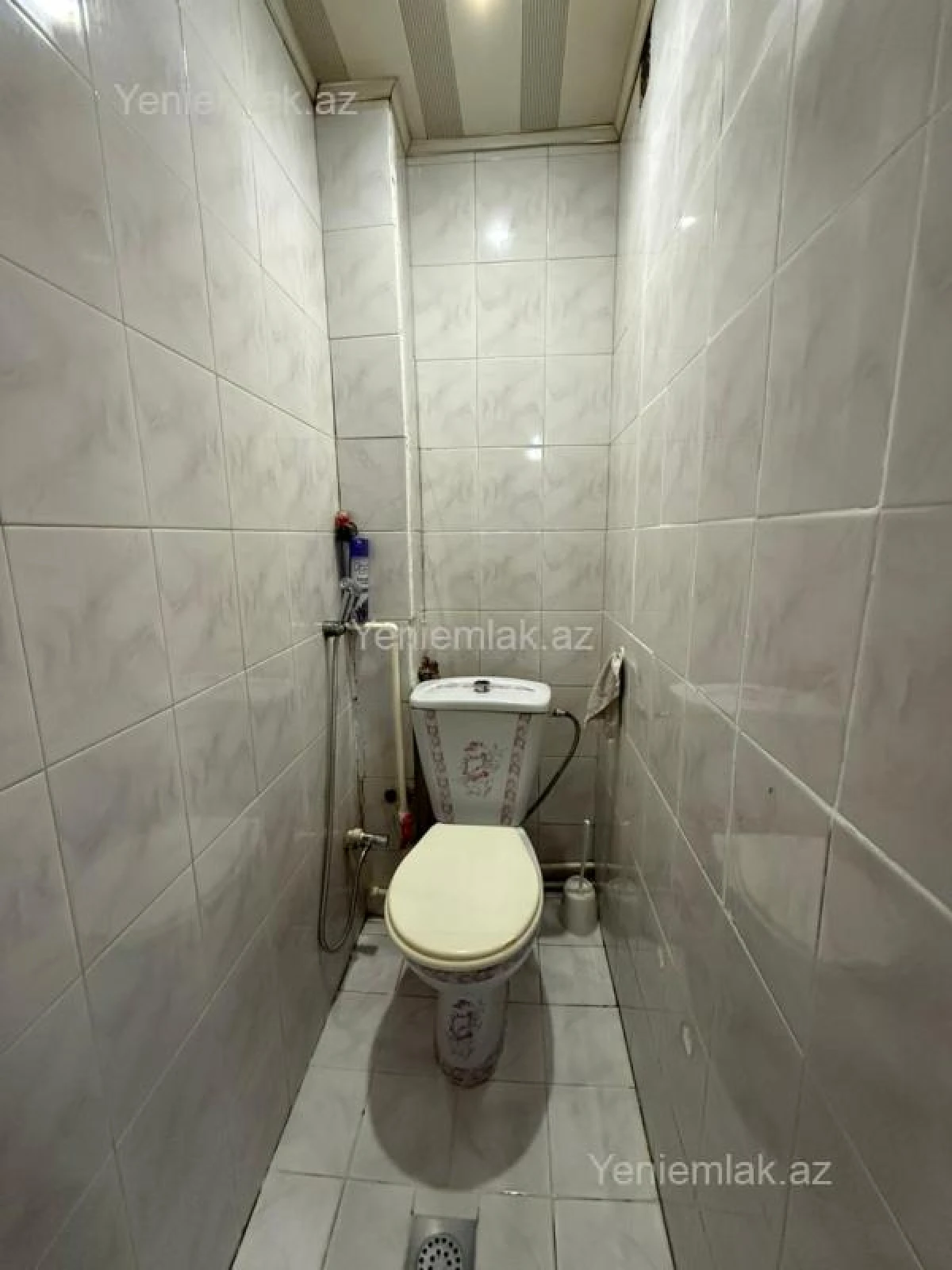 Satılır 2 otaqlı köhnə tikili 65 m²
