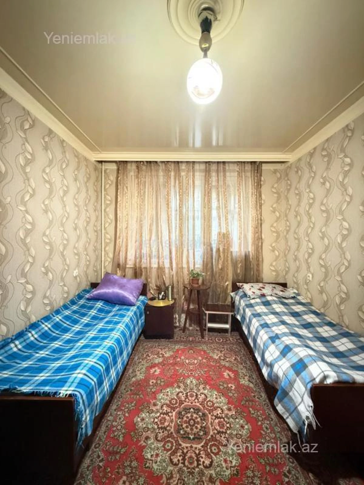 Satılır 2 otaqlı köhnə tikili 65 m²