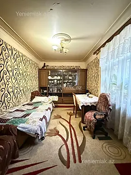 Satılır 2 otaqlı köhnə tikili 65 m²