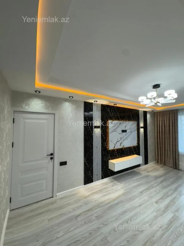 Satılır 3 otaqlı köhnə tikili 90 m²