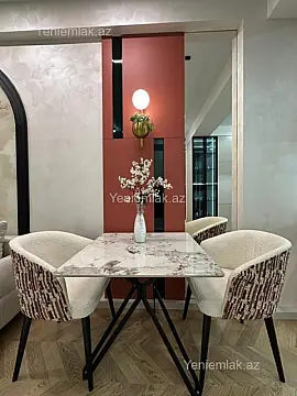 Satılır 3 otaqlı yeni tikili 70 m²