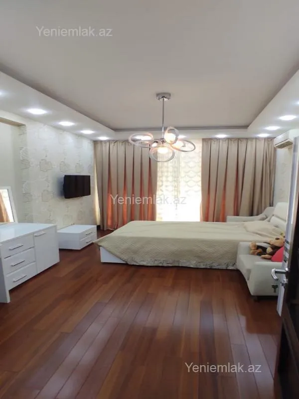 Satılır 3 otaqlı yeni tikili 127 m²