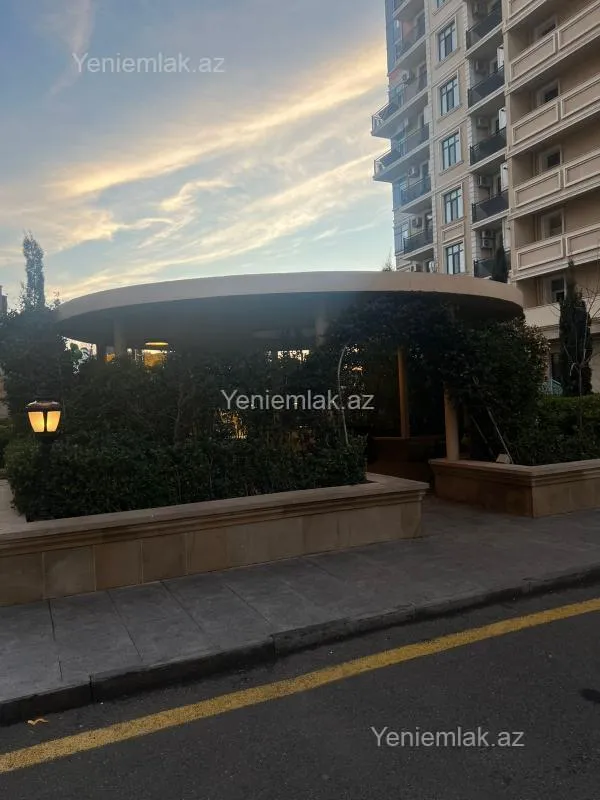 Satılır 2 otaqlı yeni tikili 65 m²