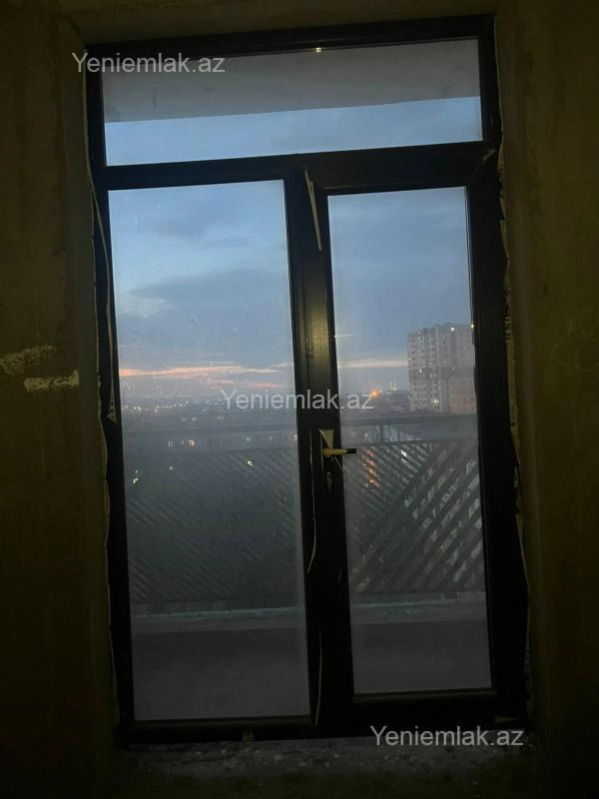 Satılır 2 otaqlı yeni tikili 65 m²