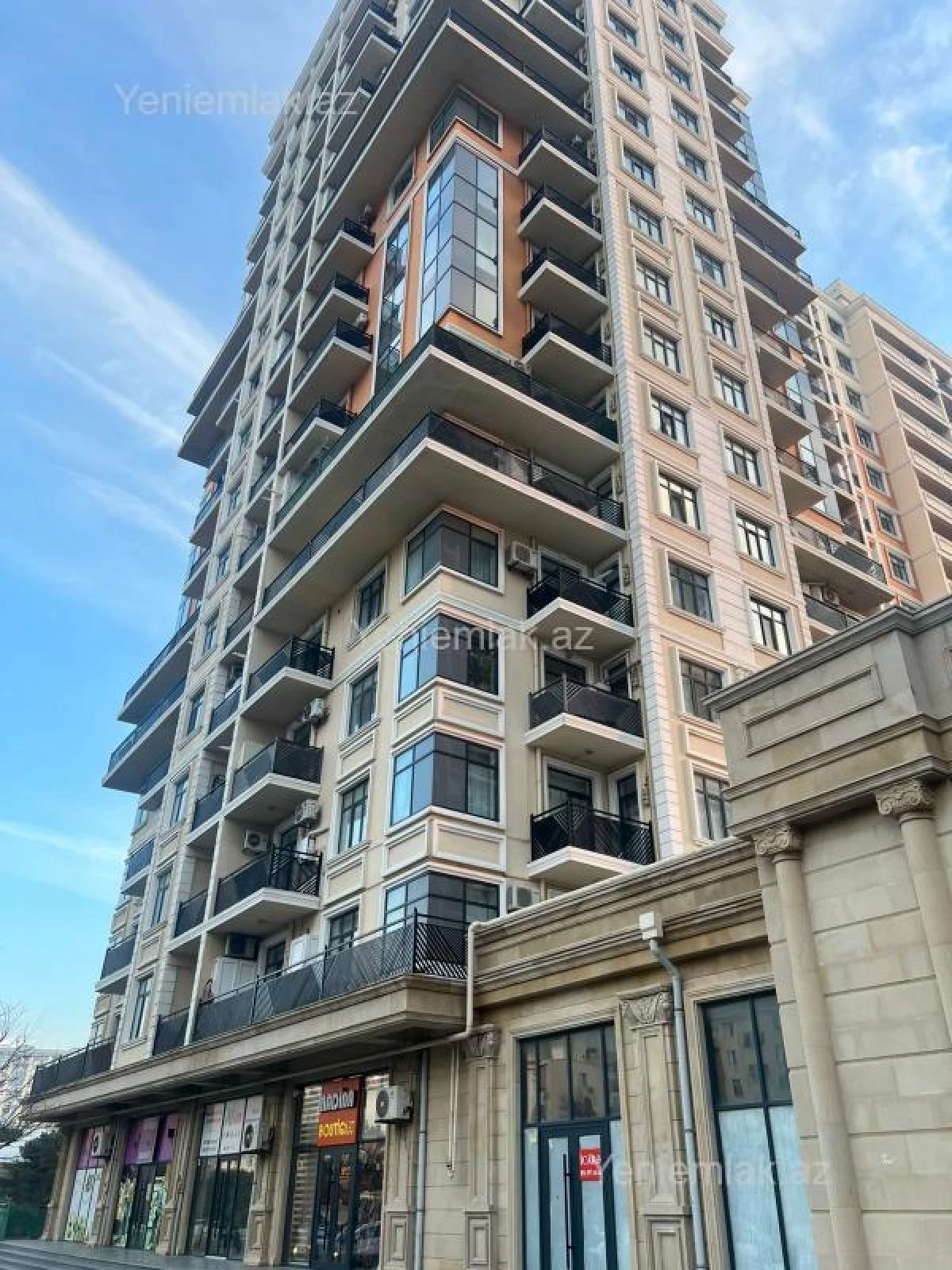 Satılır 2 otaqlı yeni tikili 65 m²