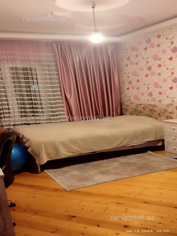 Satılır 3 otaqlı köhnə tikili 80 m²