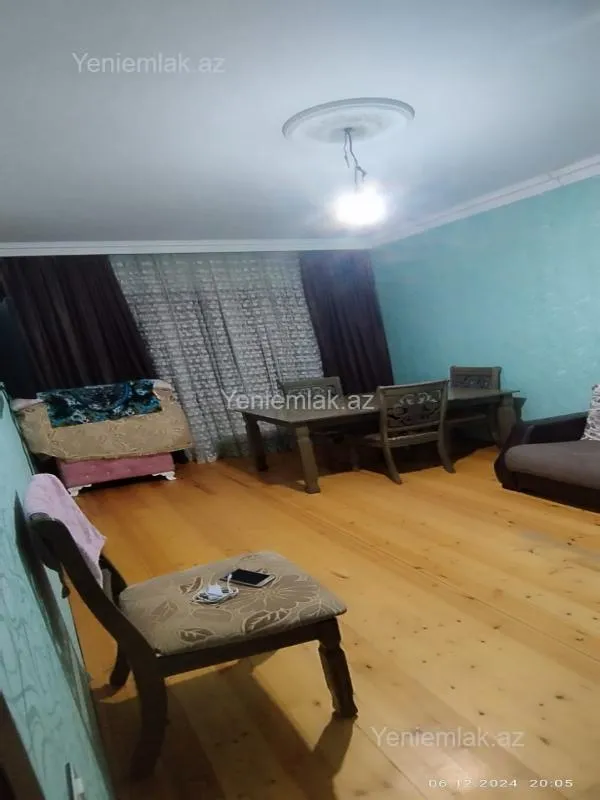 Satılır 3 otaqlı köhnə tikili 80 m²