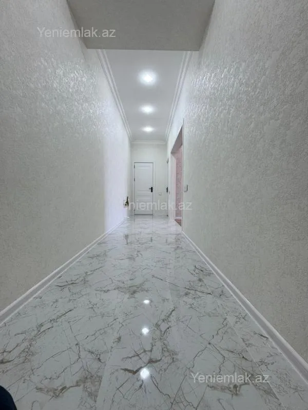 Satılır 2 otaqlı yeni tikili 63 m²