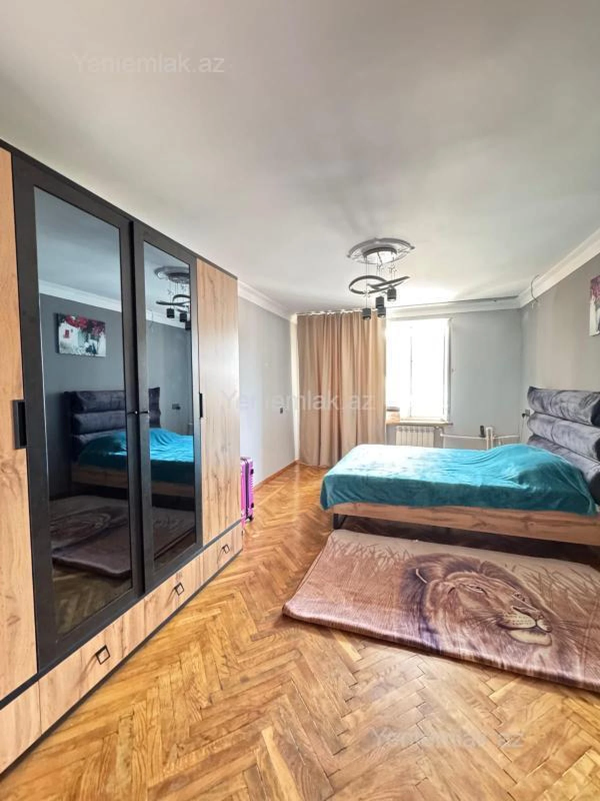 Satılır 3 otaqlı köhnə tikili 85 m²