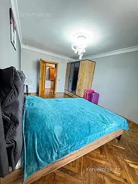 Satılır 3 otaqlı köhnə tikili 85 m²