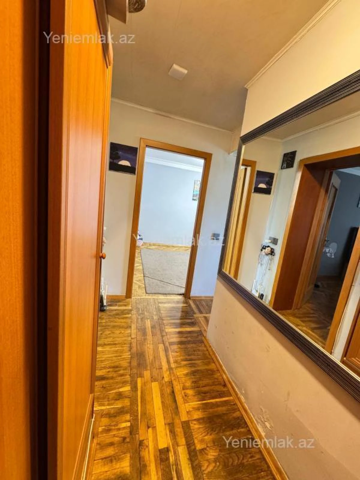 Satılır 3 otaqlı köhnə tikili 85 m²