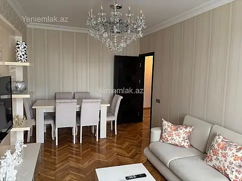 Satılır 3 otaqlı köhnə tikili 95 m²