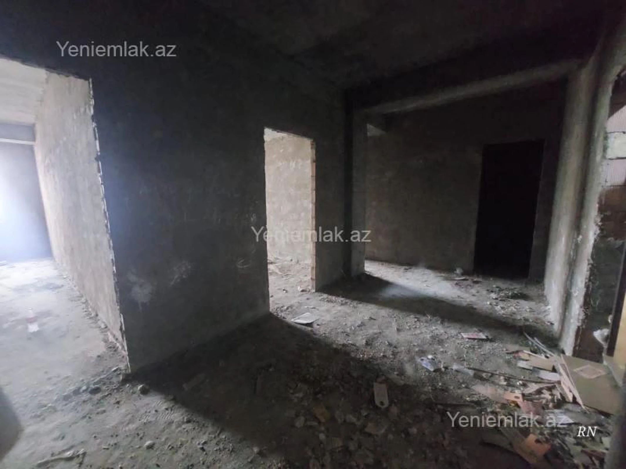 Satılır 3 otaqlı yeni tikili 87.5 m²