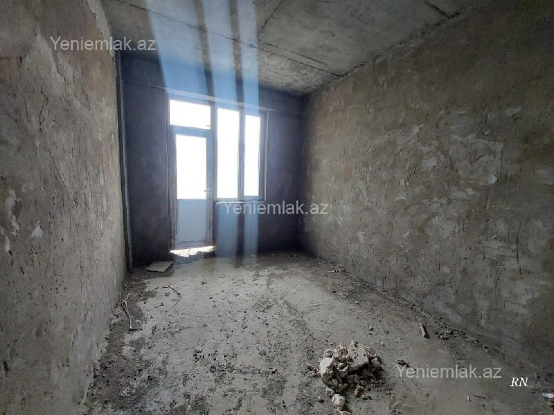 Satılır 3 otaqlı yeni tikili 87.5 m²